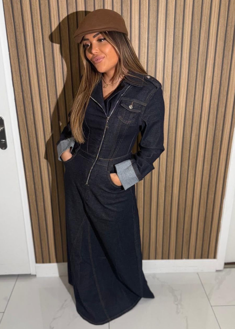 Robe Tess